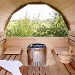 Stunning Home In Wandlitz With Sauna Nyaraló