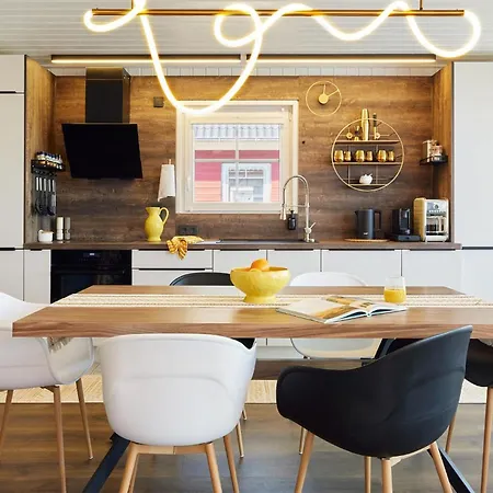 Stunning Home In Wandlitz With Sauna